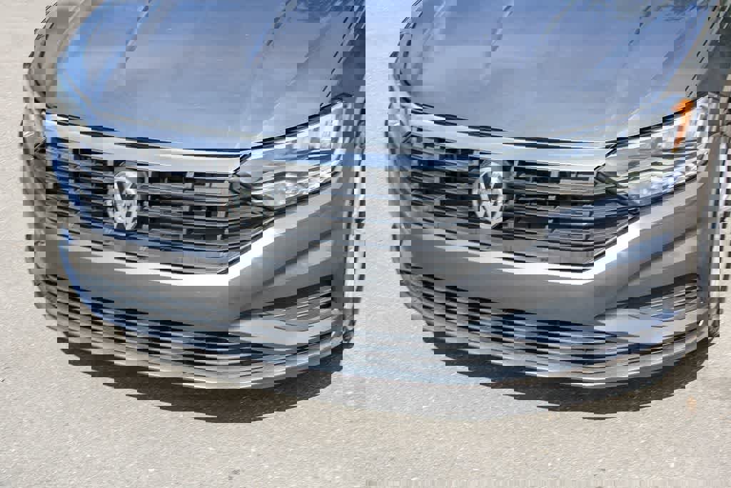 Used 2020 Volkswagen Jetta S w/ Driver Assistance Package image 8