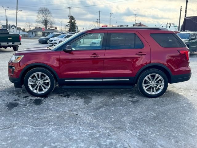 Used 2019 Ford Explorer XLT w/ Equipment Group 202A image 4