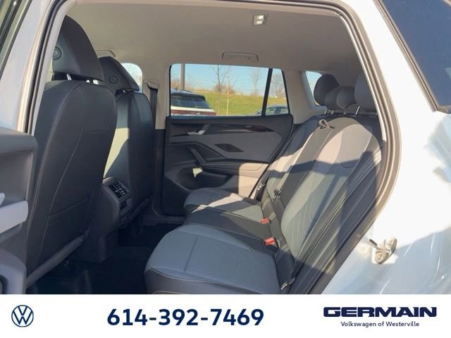 New 2026 Volkswagen Tiguan SE image 17