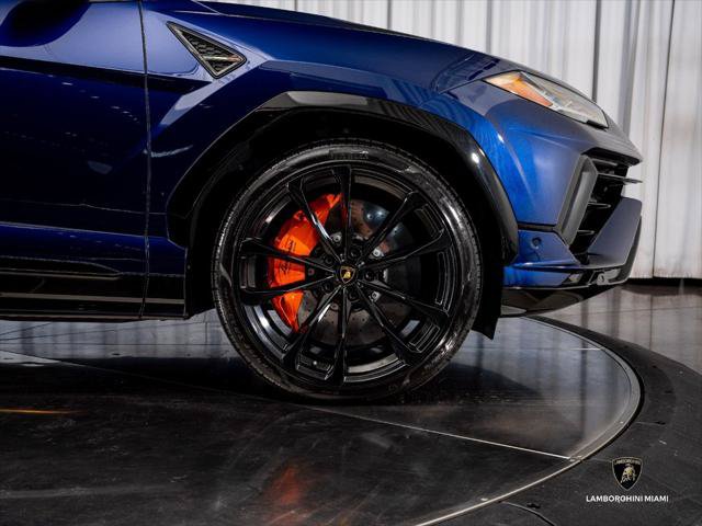 Used 2024 Lamborghini Urus S AWD/4WD image 17