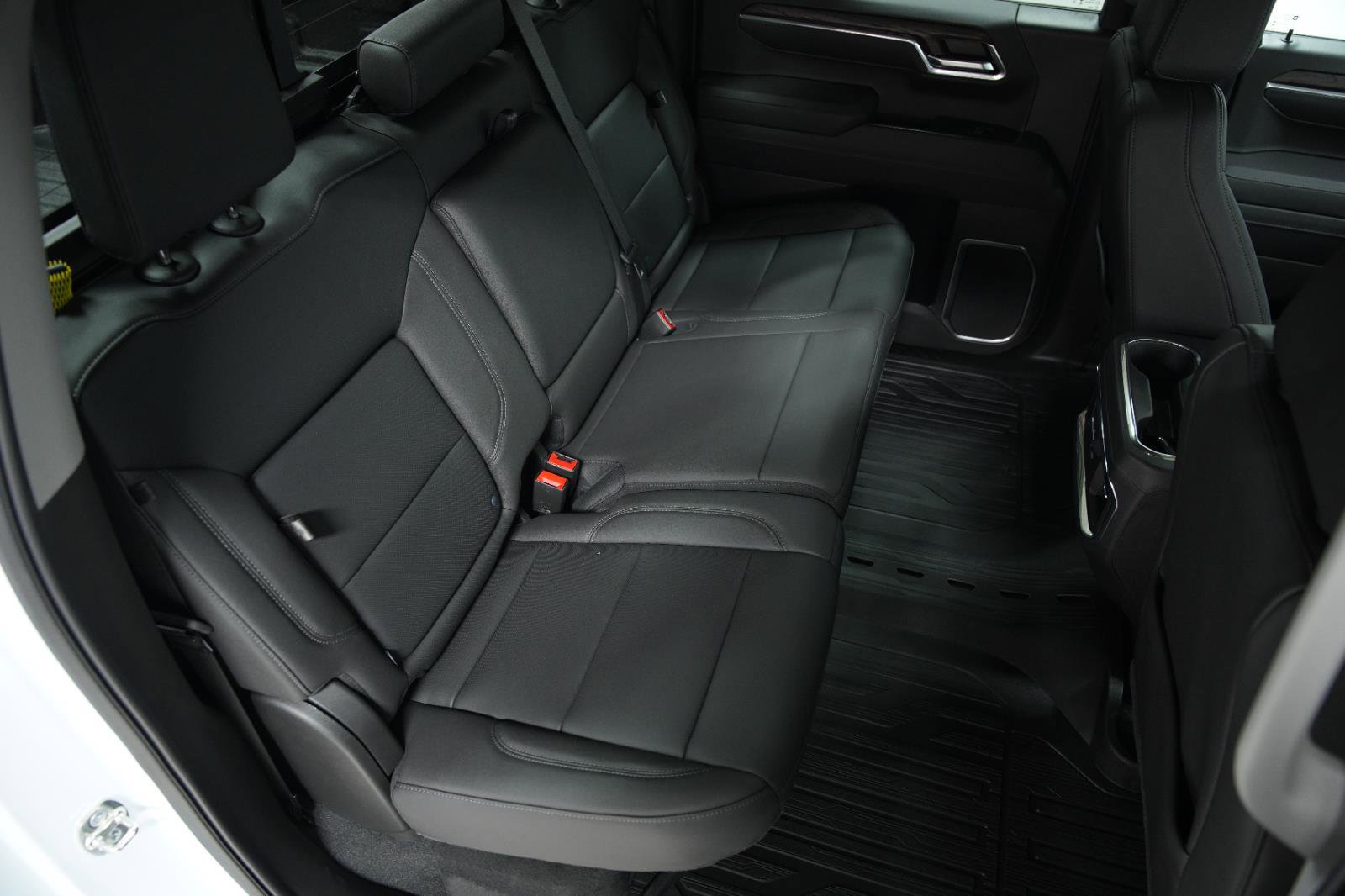 New 2026 GMC Sierra 1500 SLT w/ SLT Premium Plus Package image 14