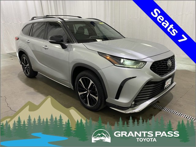 Certified 2021 Toyota Highlander XSE