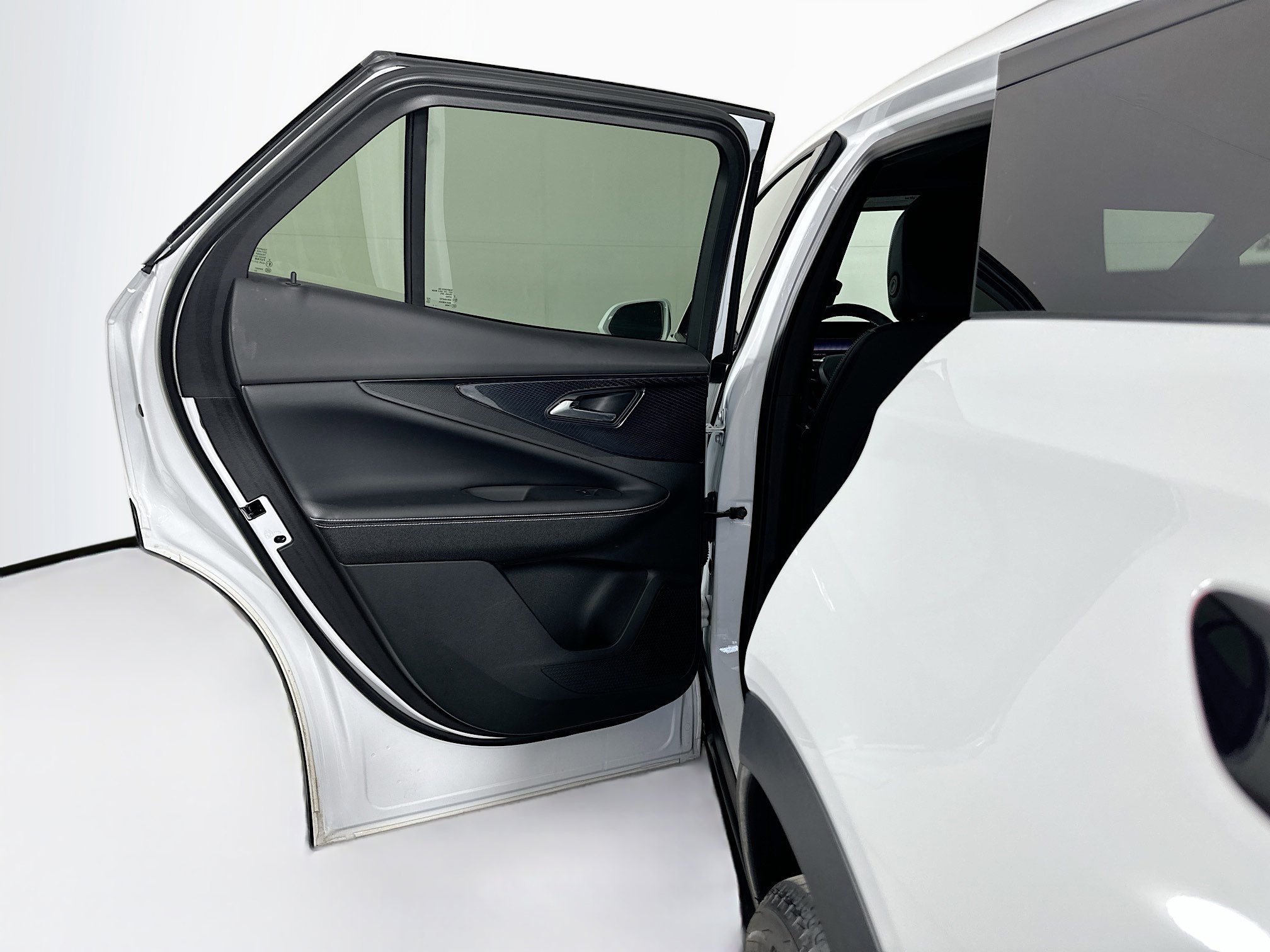 Used 2024 Chevrolet Blazer EV LT image 26