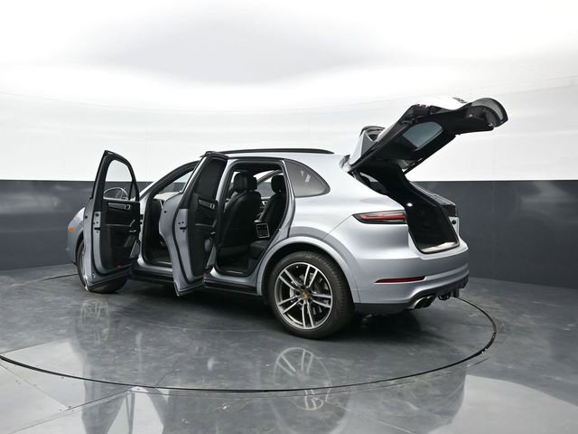 Used 2020 Porsche Cayenne Turbo AWD/4WD image 51