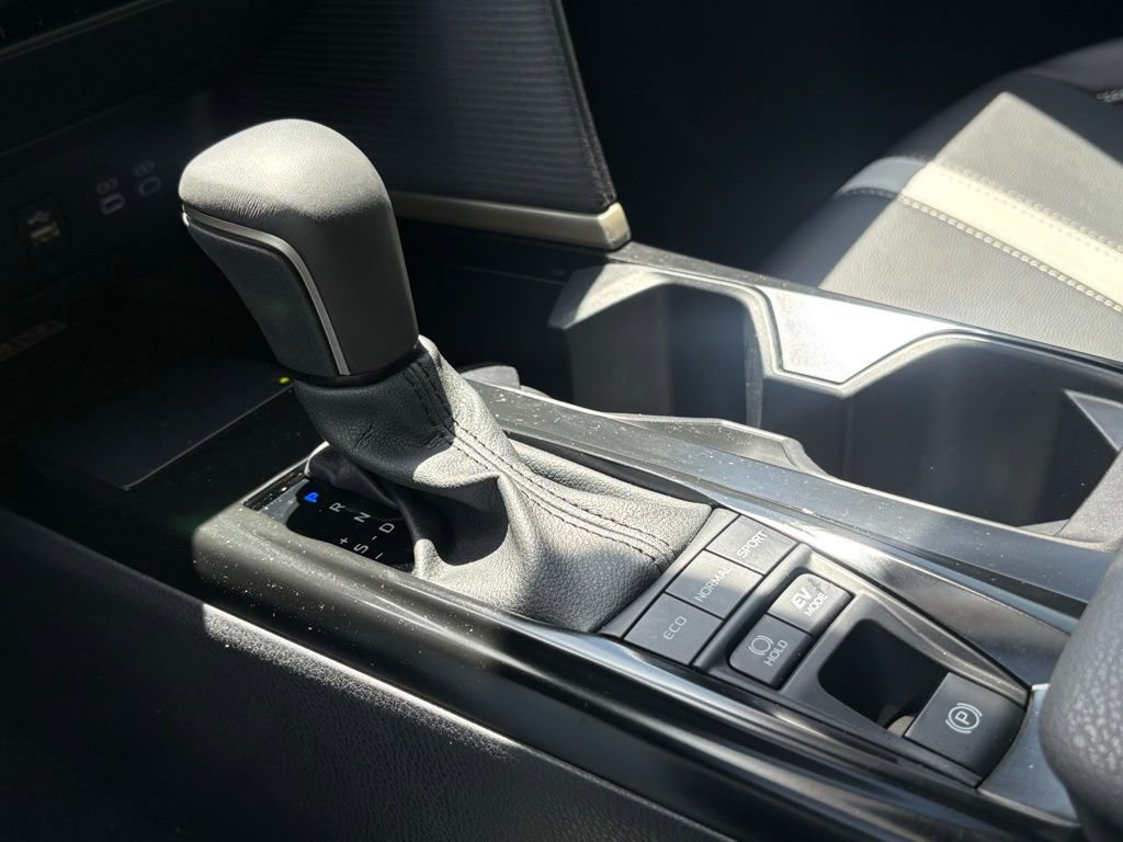 Used 2025 Toyota Camry SE w/ Multimedia Upgrade Package image 24