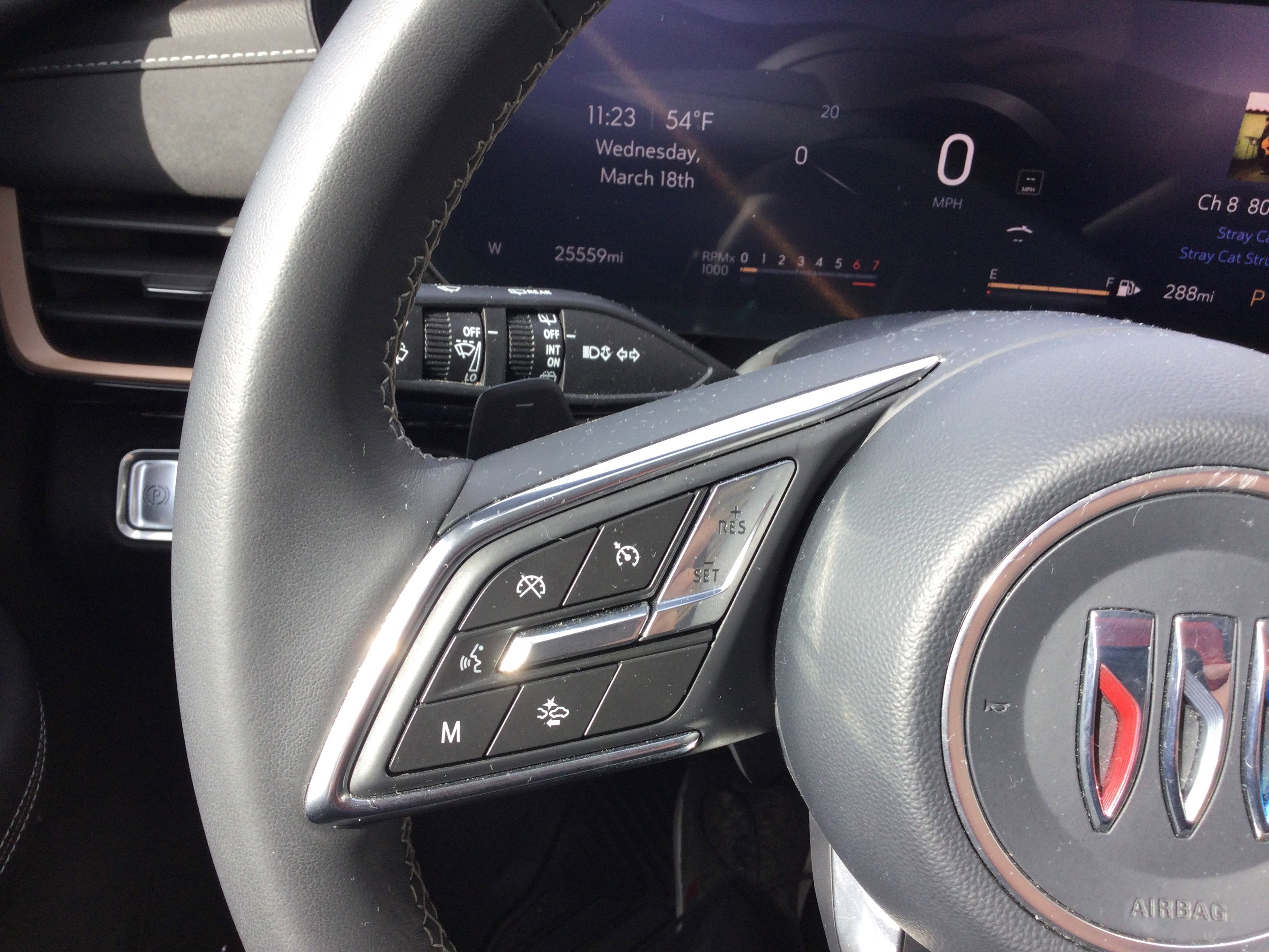 Used 2025 Buick Envision Sport Touring image 14