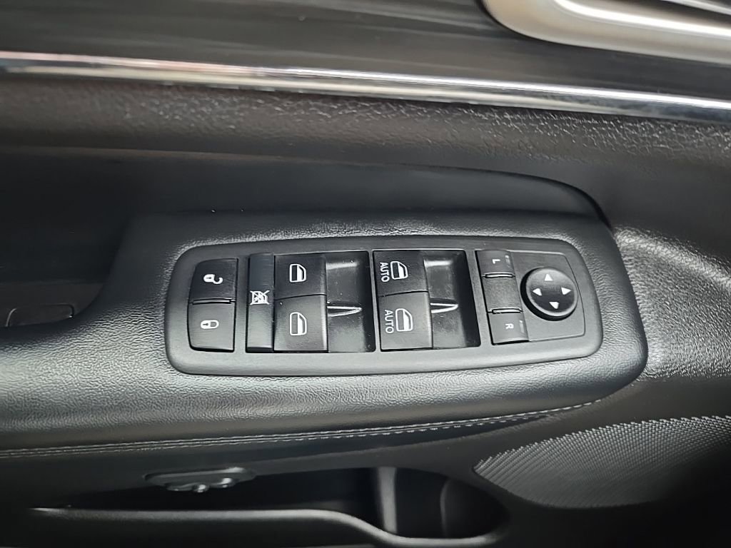 Used 2020 Jeep Grand Cherokee Limited image 20