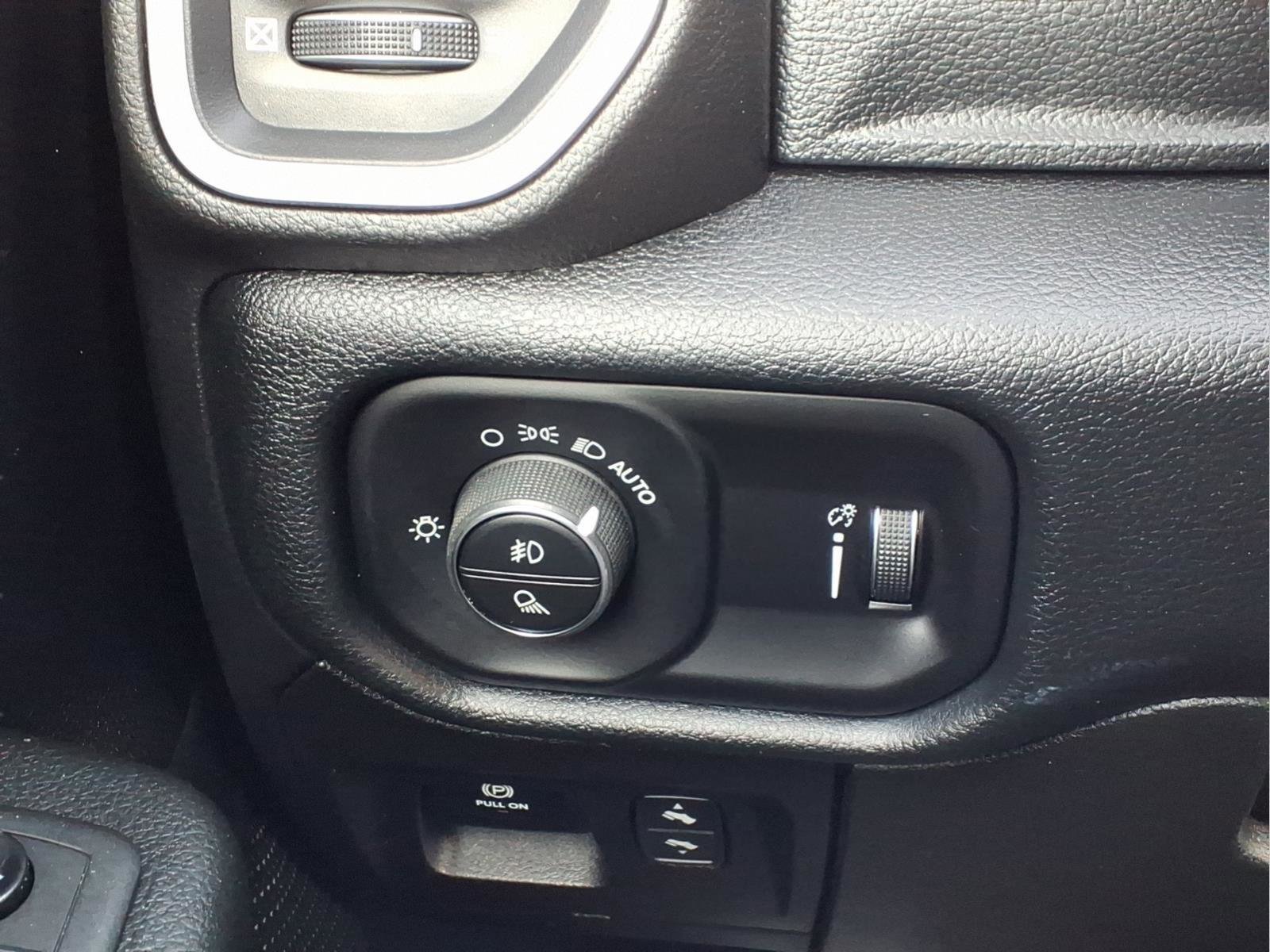 Used 2021 RAM 1500 Big Horn image 21