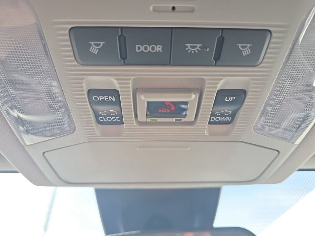 Used 2024 Toyota RAV4 XLE image 32