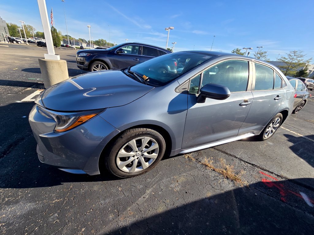 Used 2024 Toyota Corolla LE FWD image 5