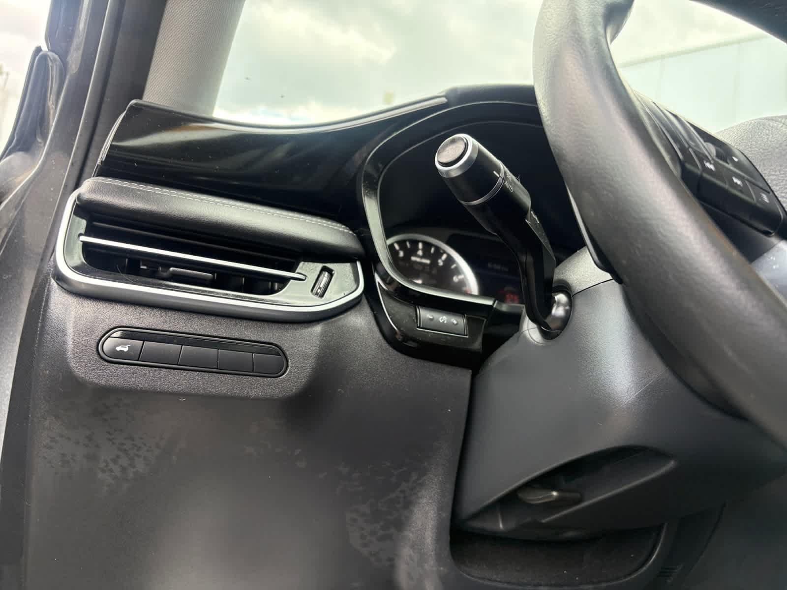 Used 2023 INFINITI QX60 Pure AWD/4WD image 29