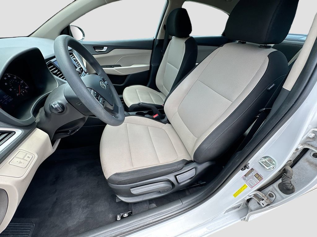 Used 2021 Hyundai Accent SE FWD image 24