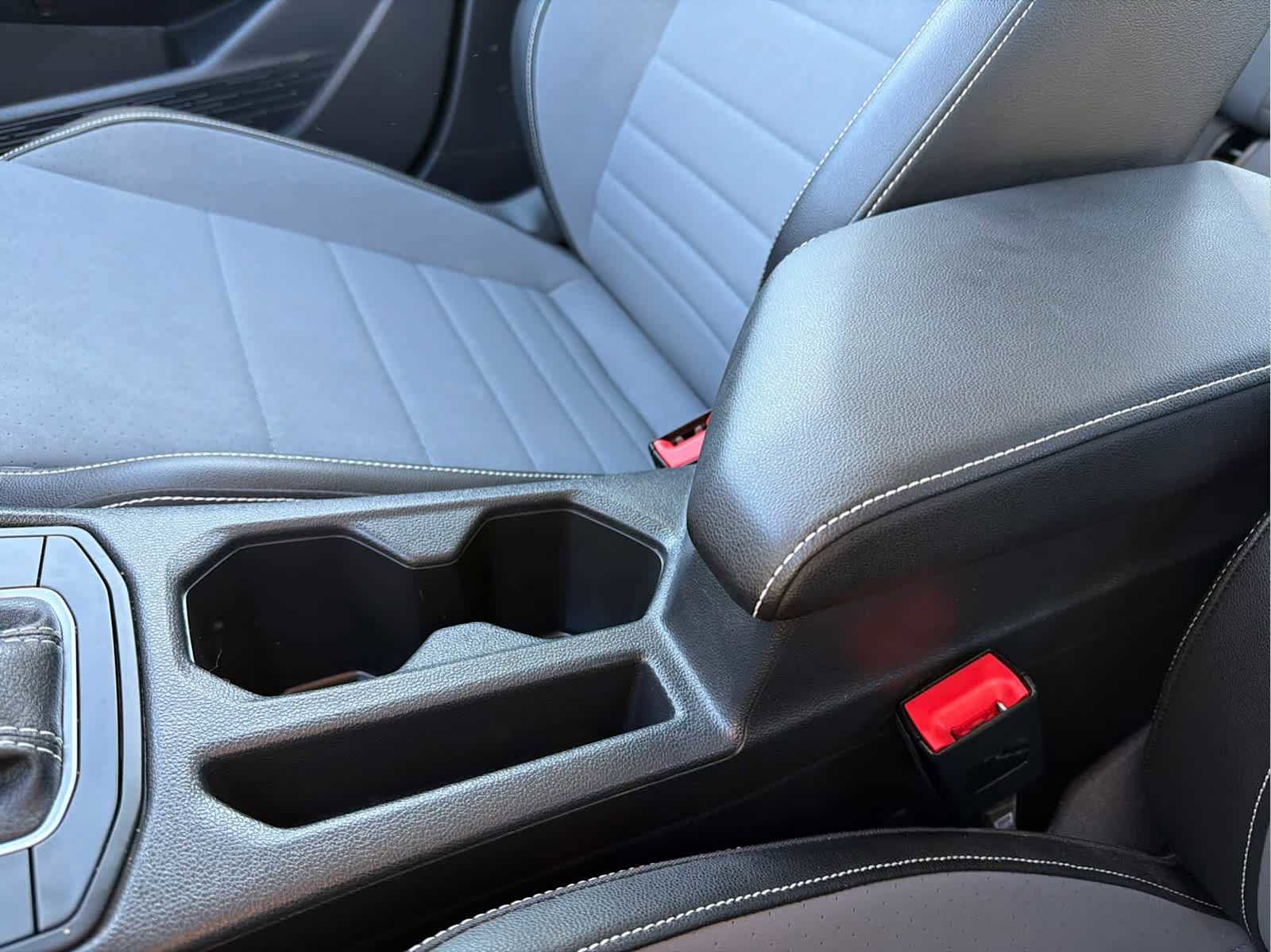 Certified 2025 Volkswagen Jetta SE image 28