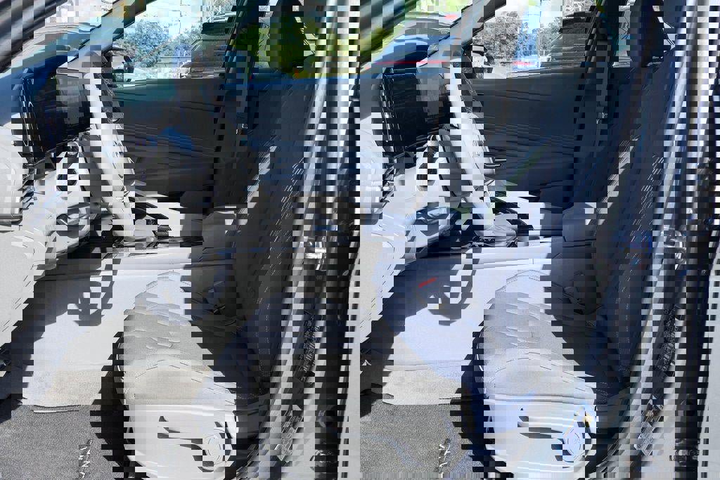 New 2026 Hyundai Elantra Sport image 7