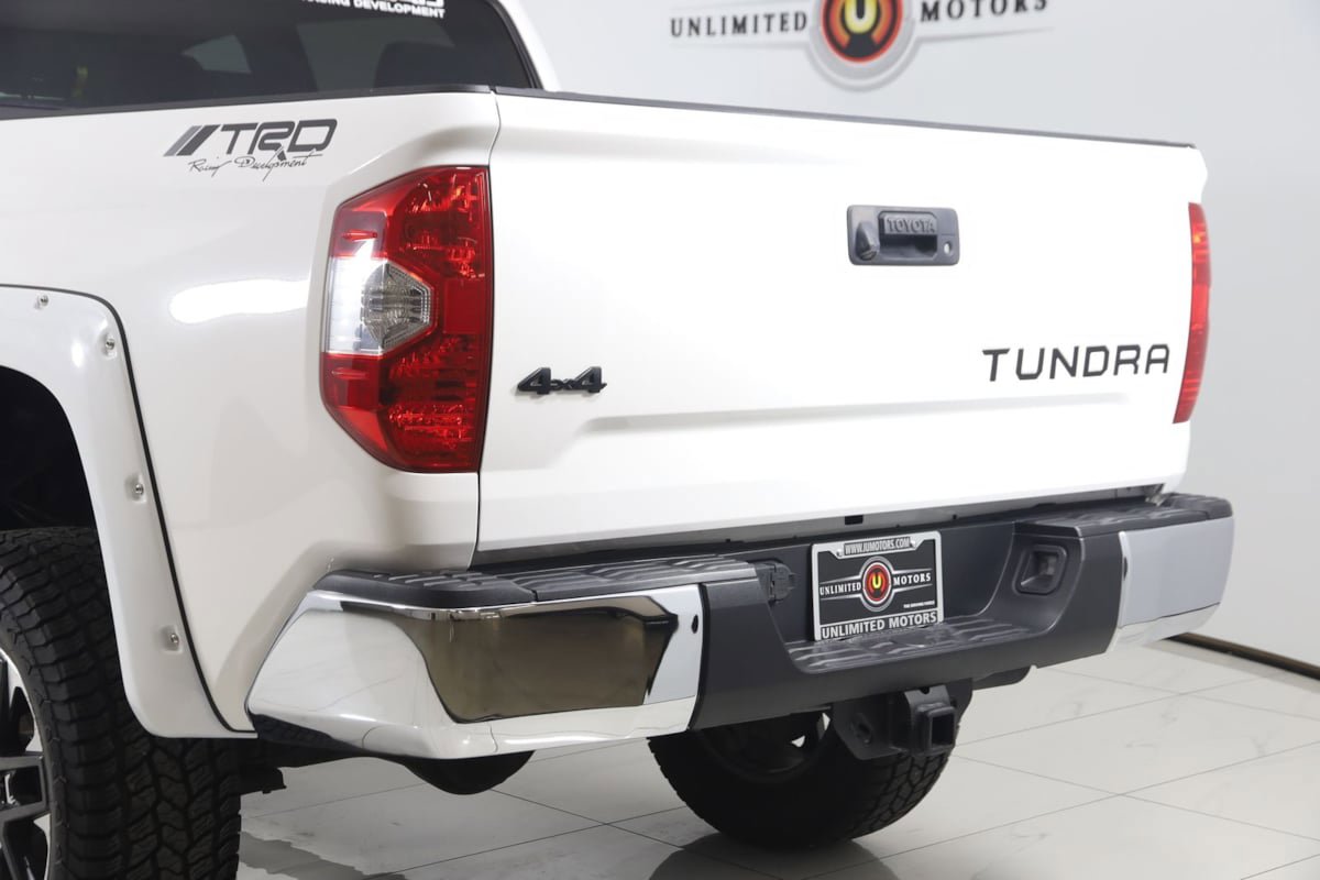 Used 2021 Toyota Tundra SR5 w/ SR5 Leather Package AWD/4WD image 21