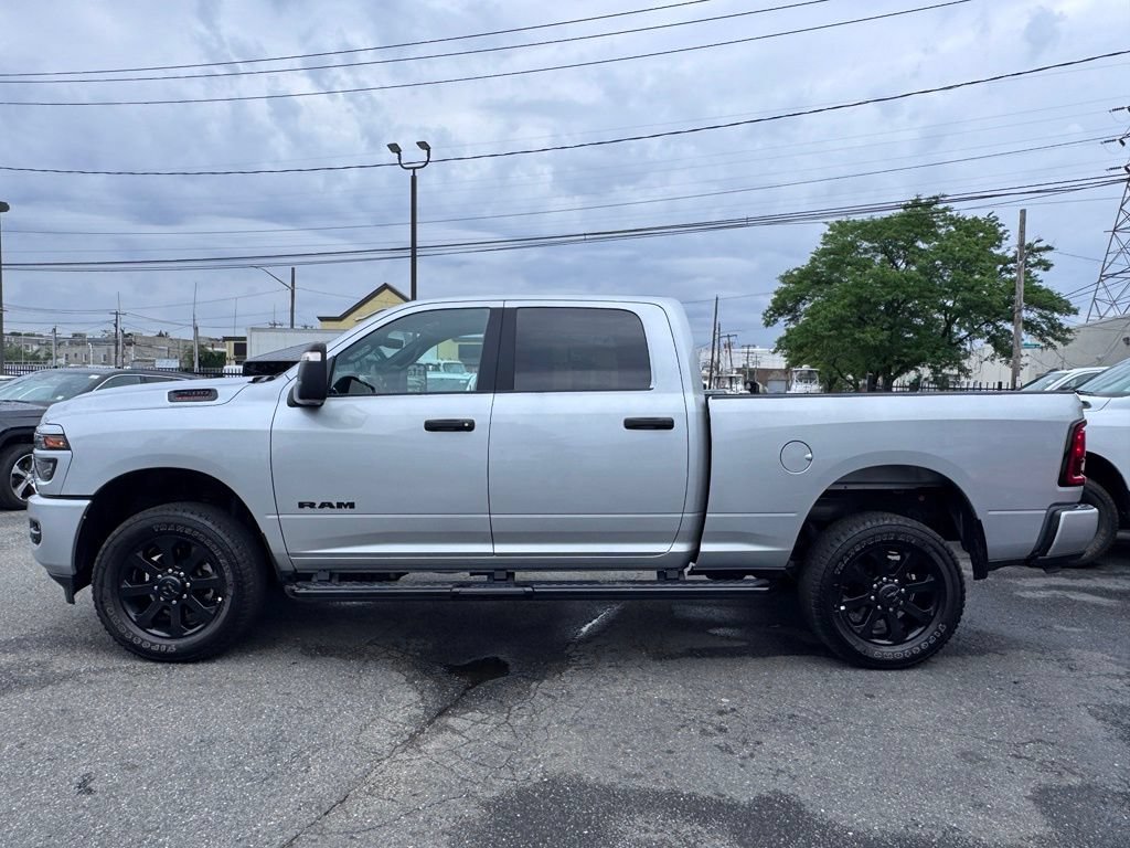 Used 2026 RAM 2500 Big Horn AWD/4WD image 4