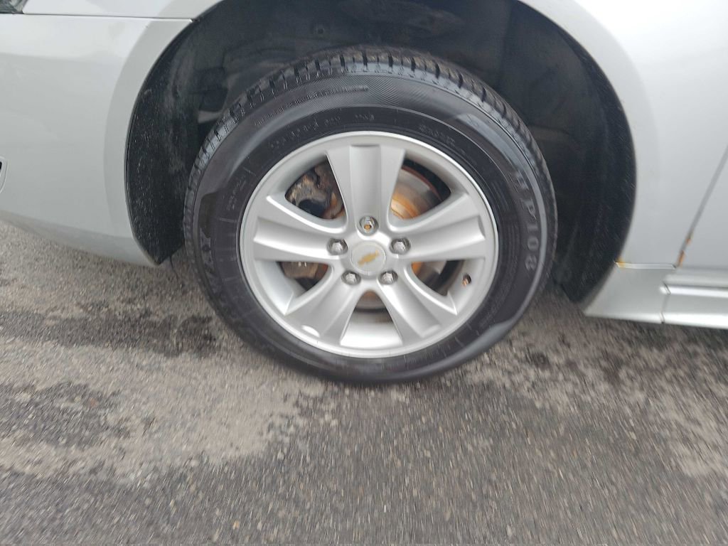 Used 2012 Chevrolet Impala LS image 22