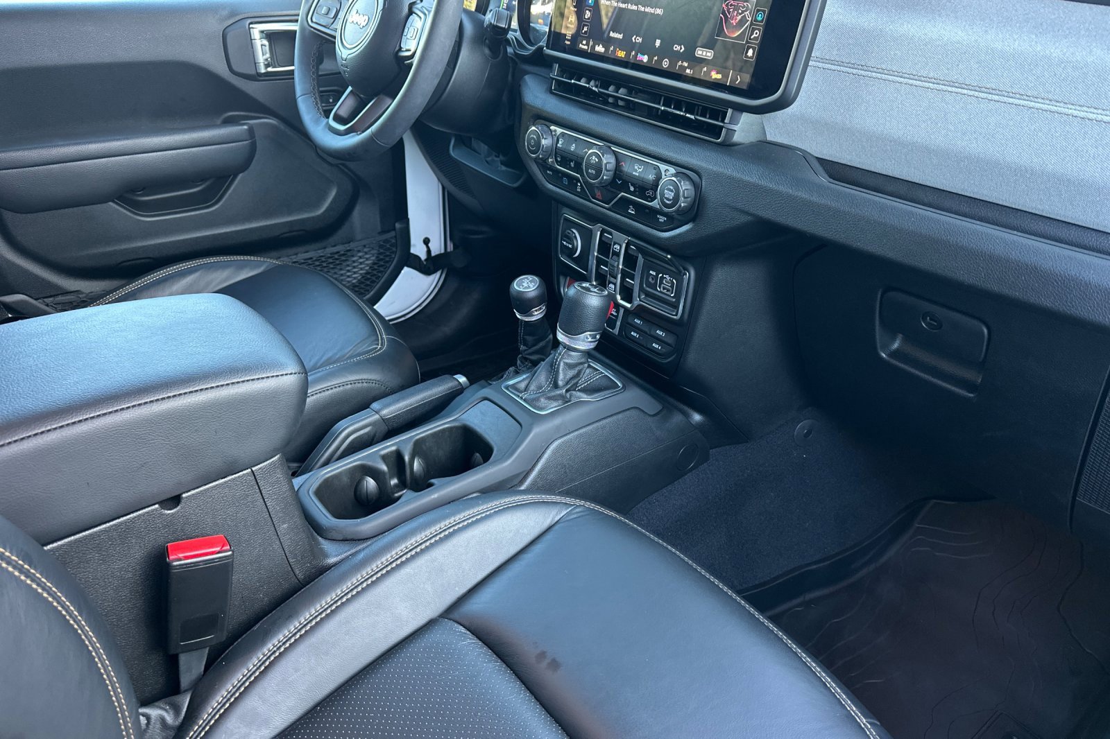 Used 2025 Jeep Wrangler Unlimited Sport S 4xe image 16