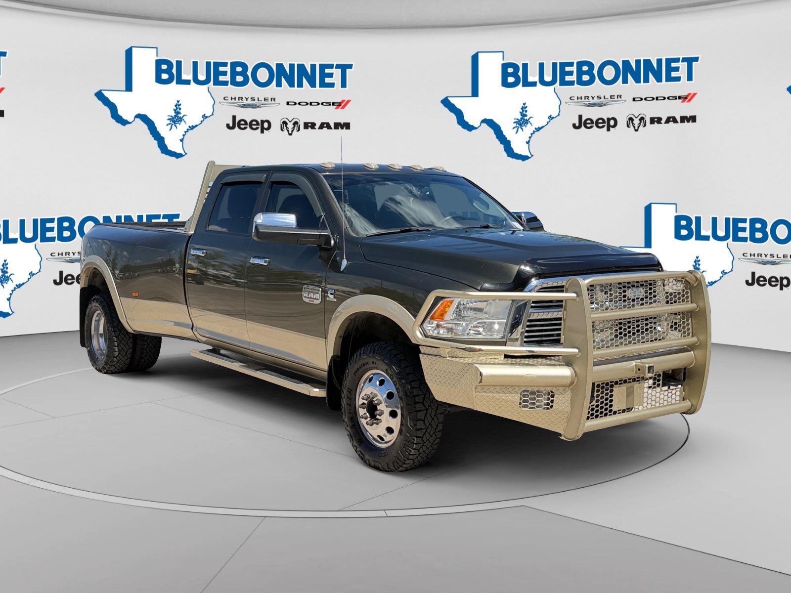 Used 2011 RAM 3500 Laramie Longhorn w/ Cold Weather Group AWD/4WD image 3