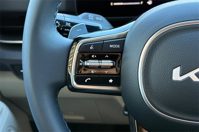 New 2026 Kia Carnival EX image 30