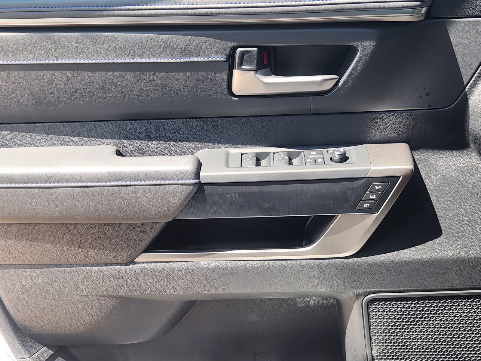 New 2026 Toyota Tundra Platinum AWD/4WD image 21