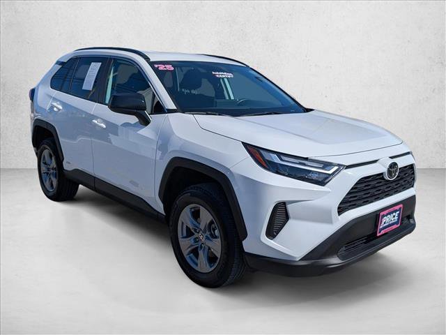 Used 2025 Toyota RAV4 LE image 3