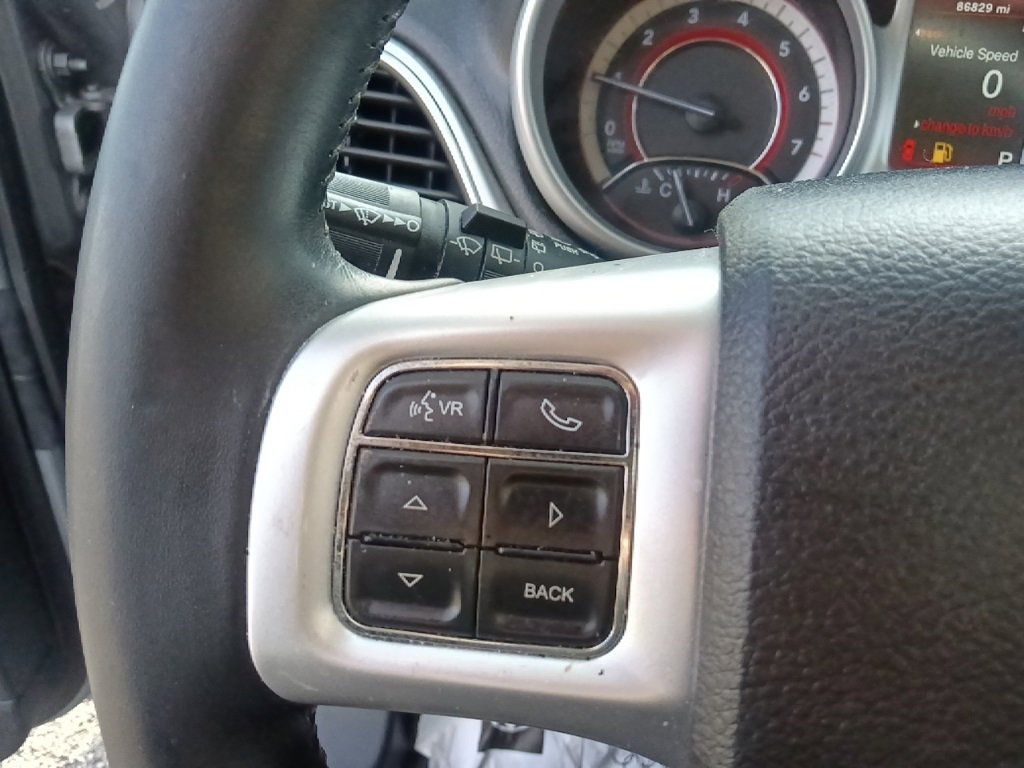 Used 2020 Dodge Journey SE w/ SE Popular Equipment Group image 18