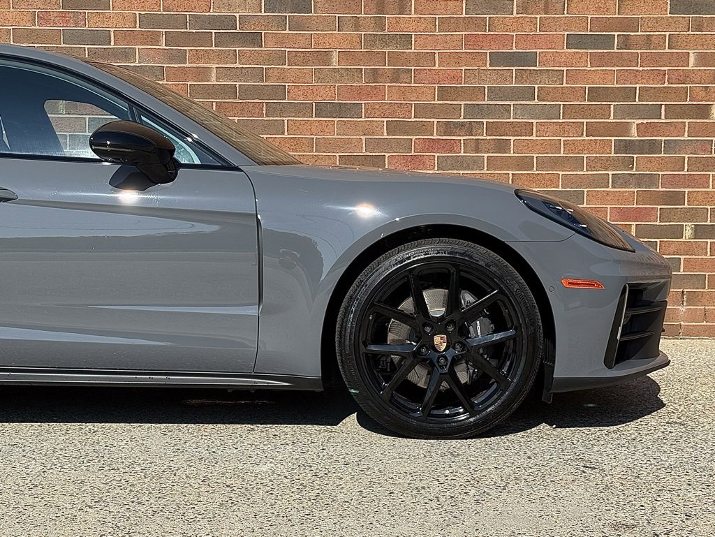 New 2025 Porsche Panamera 4 image 11