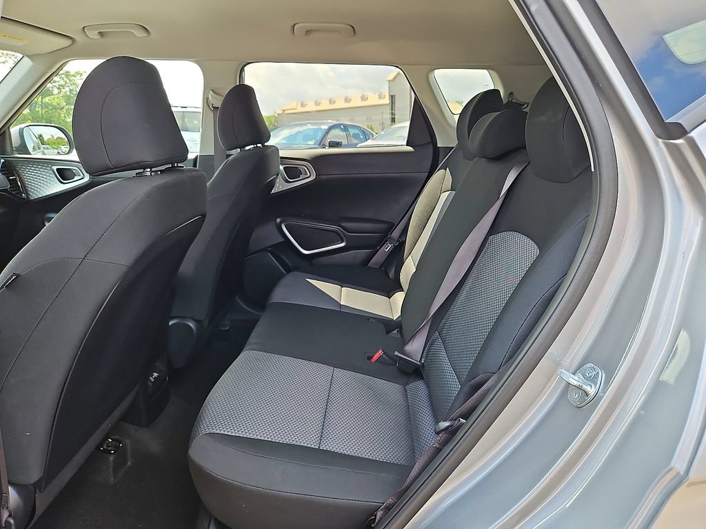 Used 2023 Kia Soul S FWD image 12