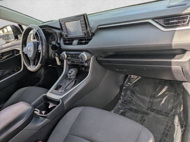 Used 2019 Toyota RAV4 LE image 20