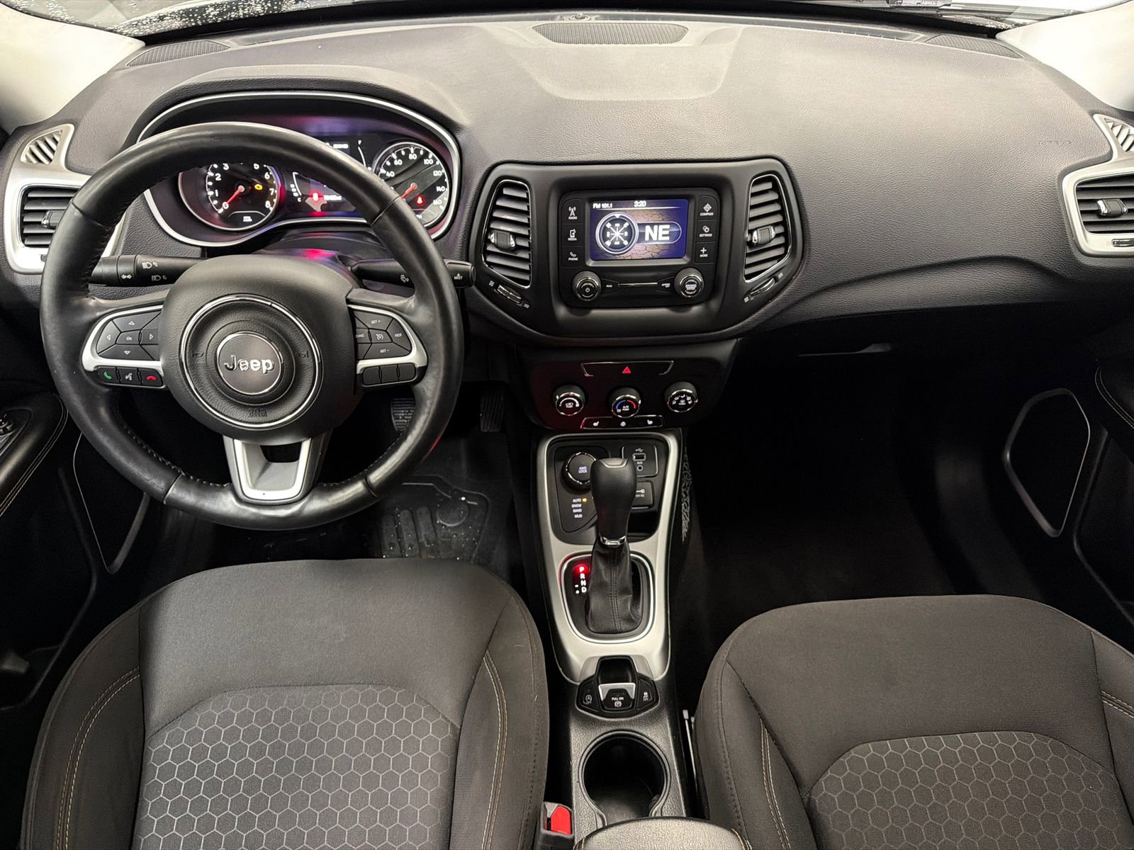 Used 2018 Jeep Compass Sport w/ Cold Weather Group image 15