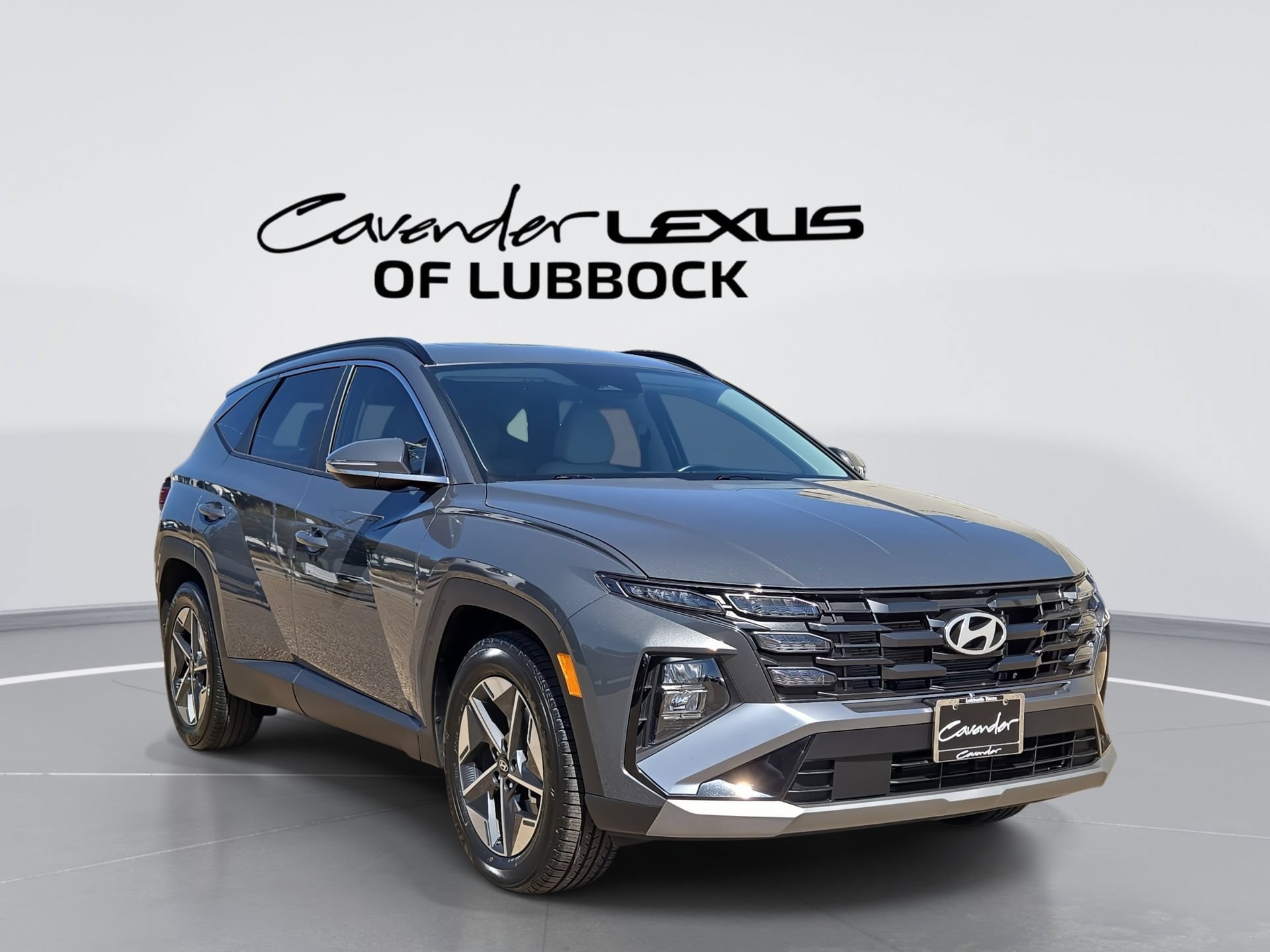 Used 2025 Hyundai Tucson SEL FWD image 1