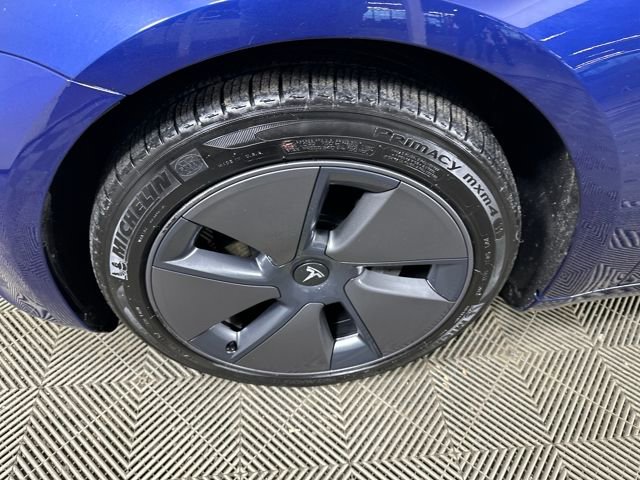 Used 2023 Tesla Model 3 Standard Range image 10