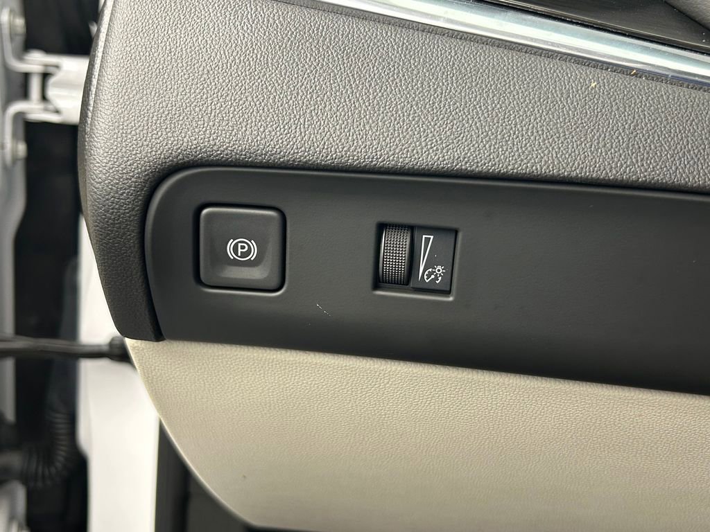 Used 2024 Buick Enclave Essence w/ Experience Buick Package image 20