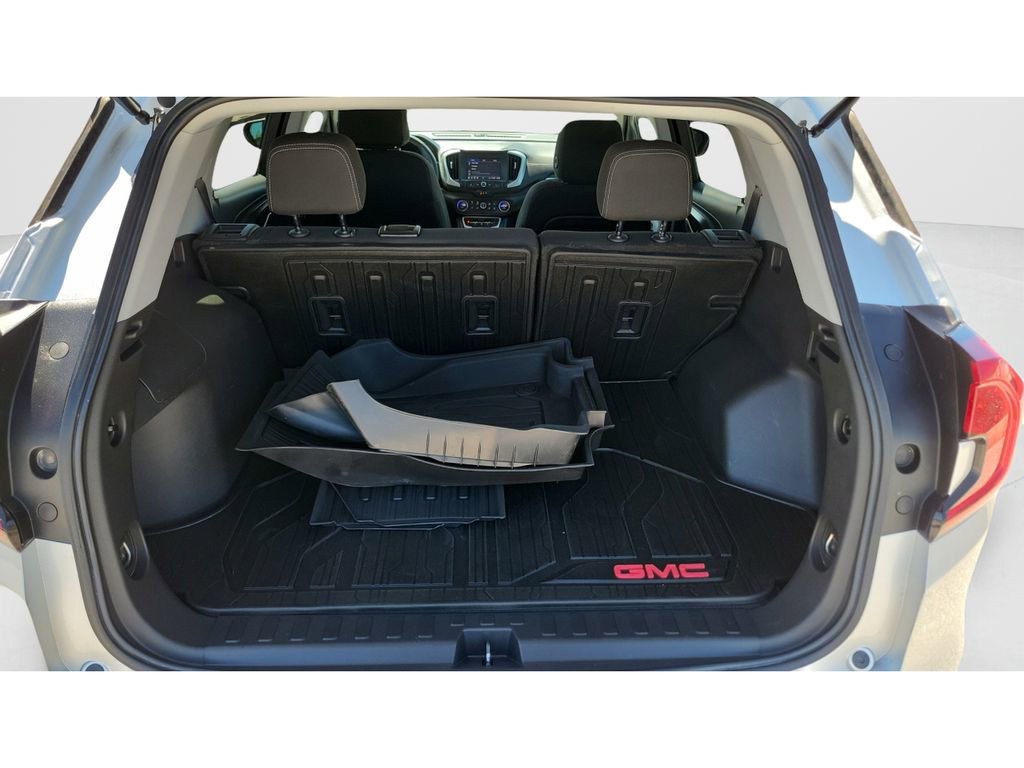 Used 2022 GMC Terrain SLE w/ Driver Convenience Package AWD/4WD image 12