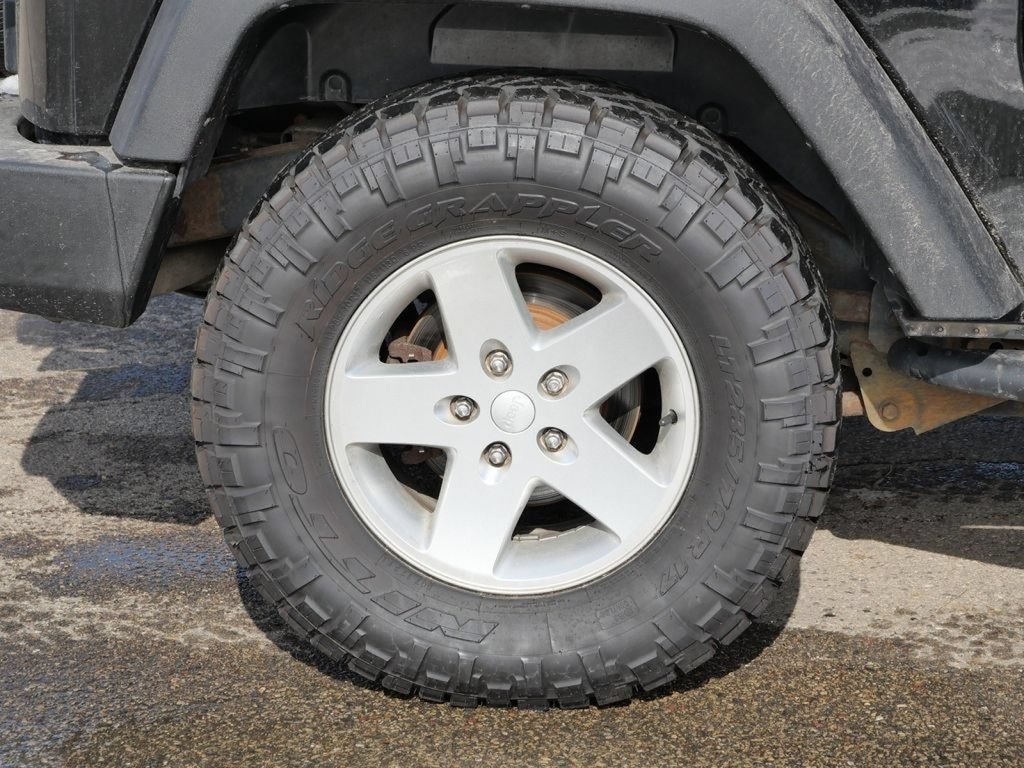 Used 2013 Jeep Wrangler Sport AWD/4WD image 12