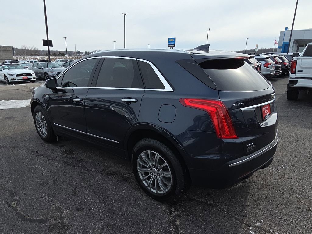 Used 2018 Cadillac XT5 Luxury w/ Driver Awareness Package image 6