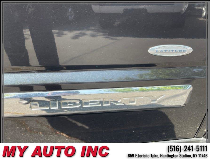 Used 2012 Jeep Liberty Sport image 4