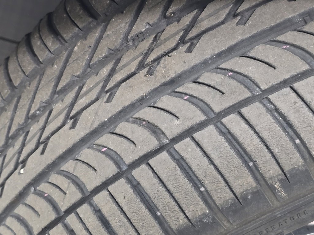 Used 2022 Land Rover Range Rover Evoque R-Dynamic SE image 10