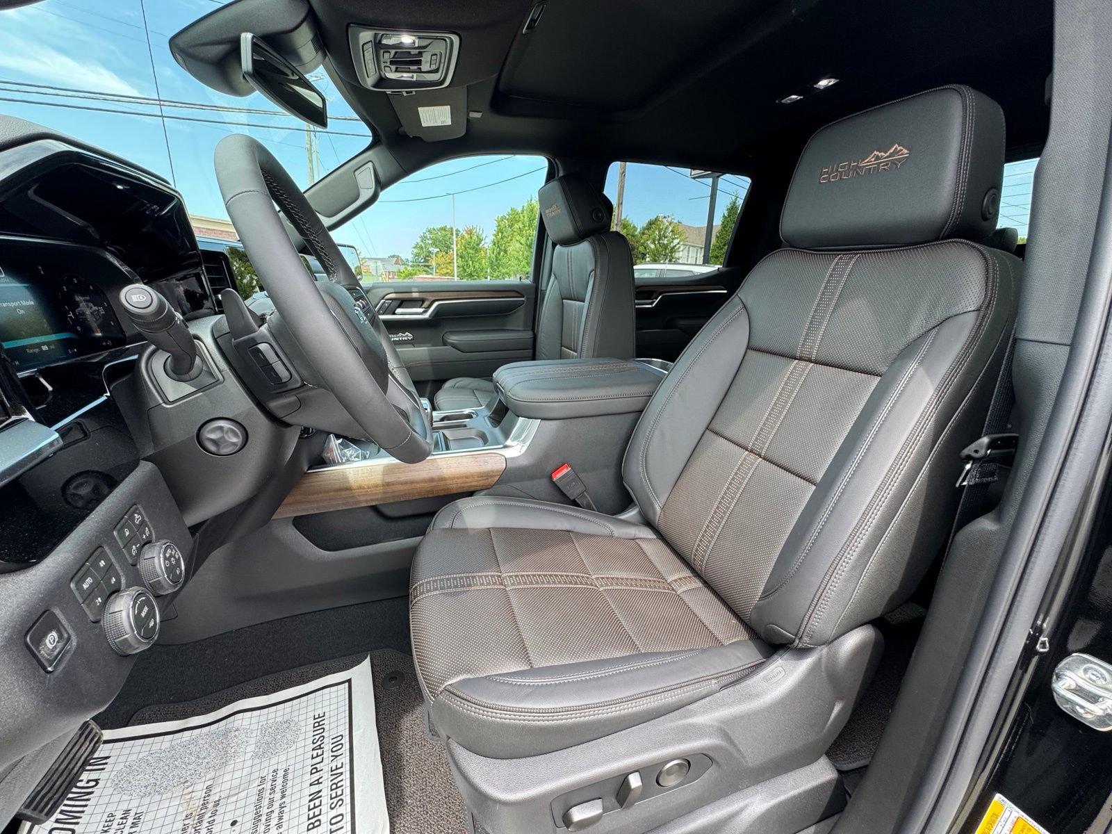 New 2026 Chevrolet Silverado 1500 High Country w/ Midnight Edition AWD/4WD image 14