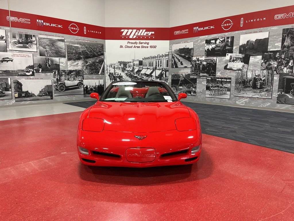 Used 1999 Chevrolet Corvette Convertible w/ Performance Handling Pkg image 8