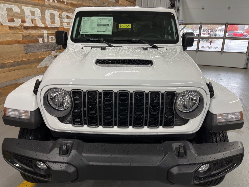 New 2026 Jeep Gladiator Sport AWD/4WD image 7
