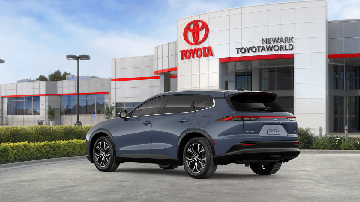 New 2026 Toyota Crown Signia AWD/4WD image 8