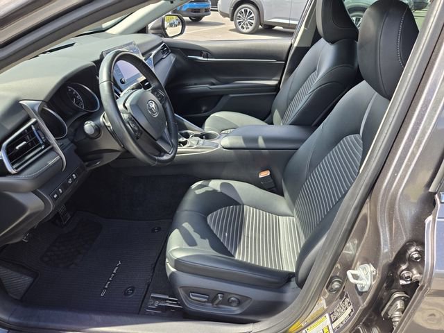 Used 2022 Toyota Camry SE image 10