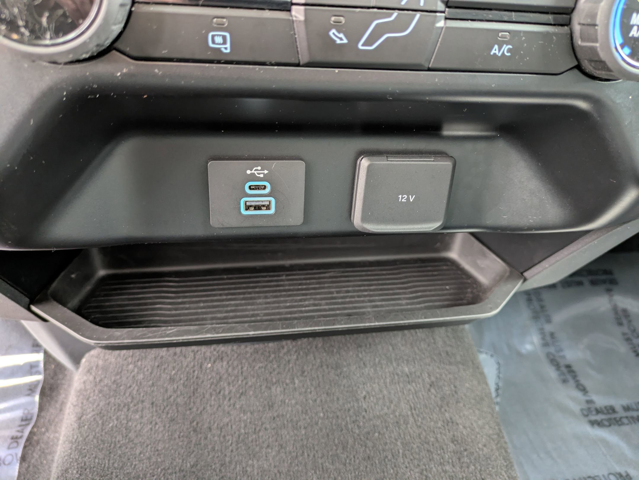 Certified 2024 Ford F350 XLT w/ FX4 Off-Road Package image 25