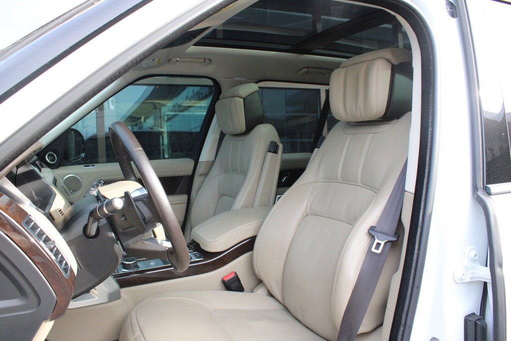 Used 2022 Land Rover Range Rover P525 Westminster Edition image 6