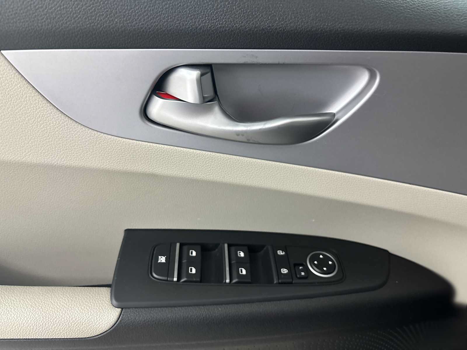 Used 2023 Kia Forte LXS w/ LXS Technology Package FWD image 15