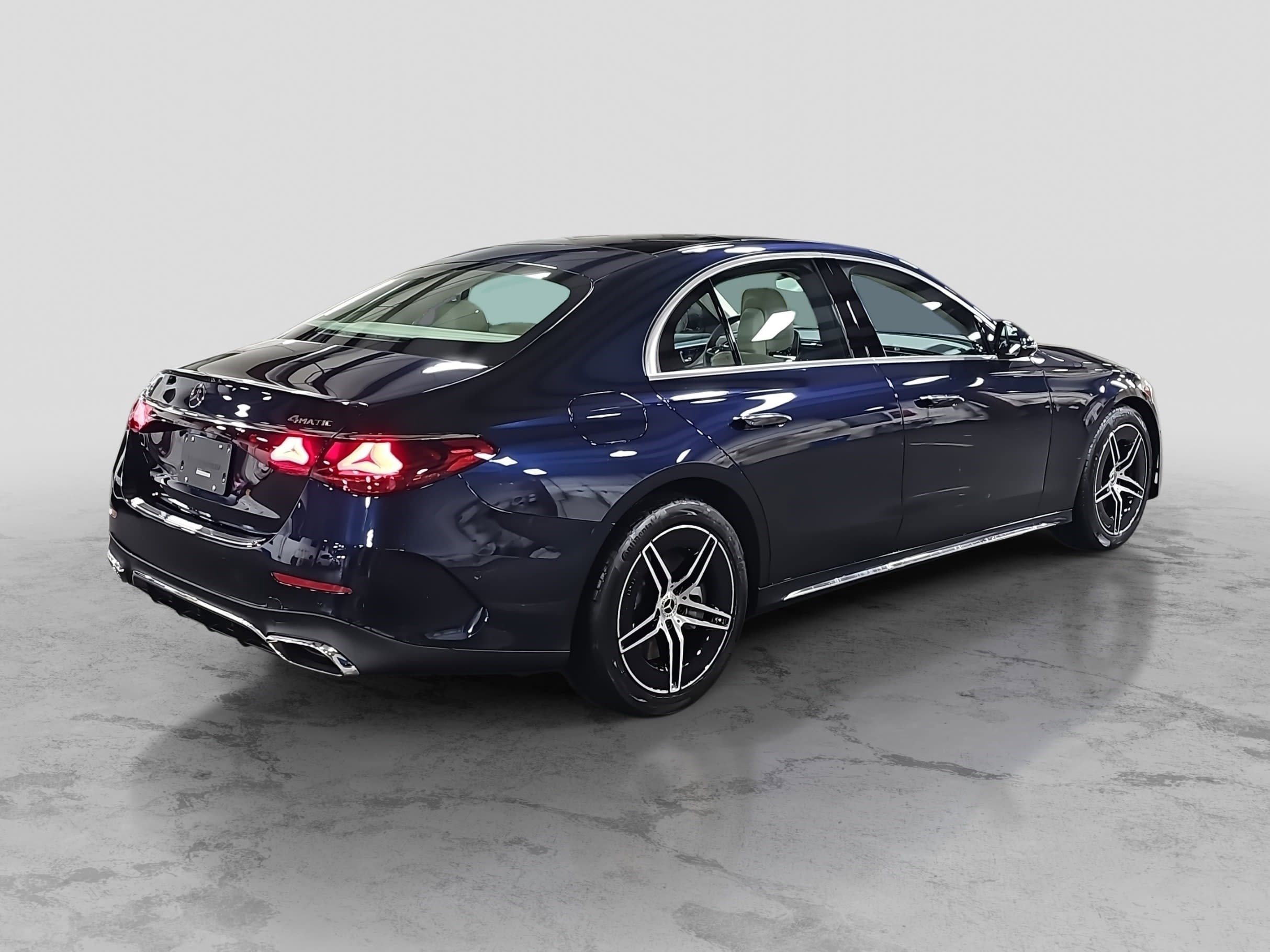 New 2026 Mercedes-Benz E 450 4MATIC Sedan image 5