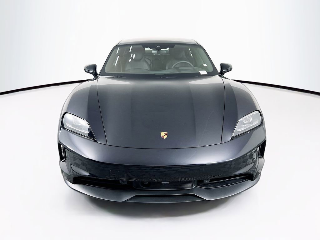 New 2026 Porsche Taycan image 6