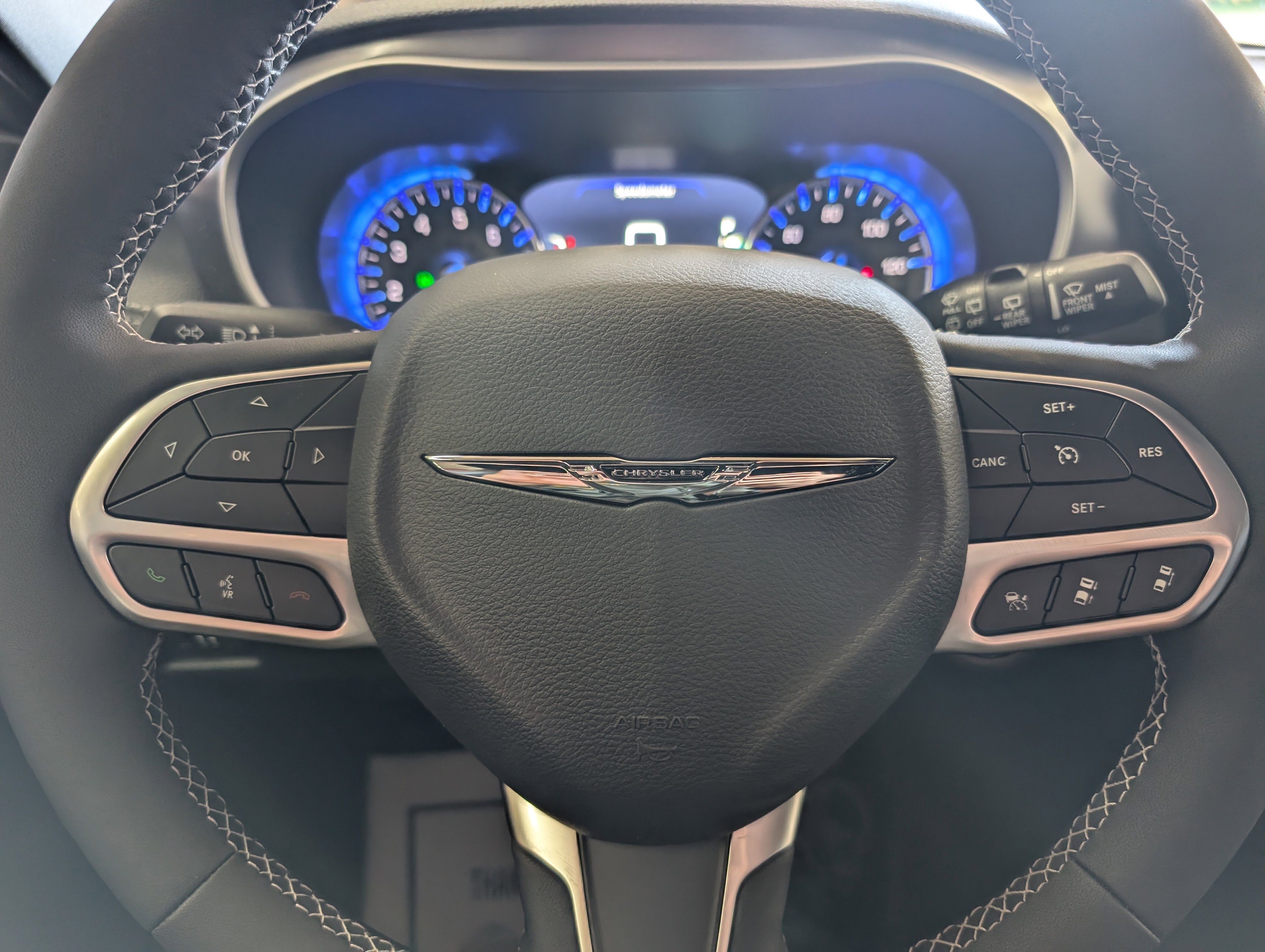 New 2026 Chrysler Pacifica Select image 16